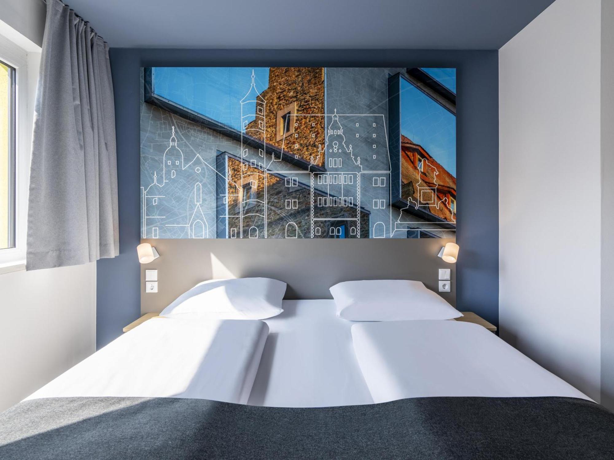 B&B Hotel Schweinfurt-City Экстерьер фото