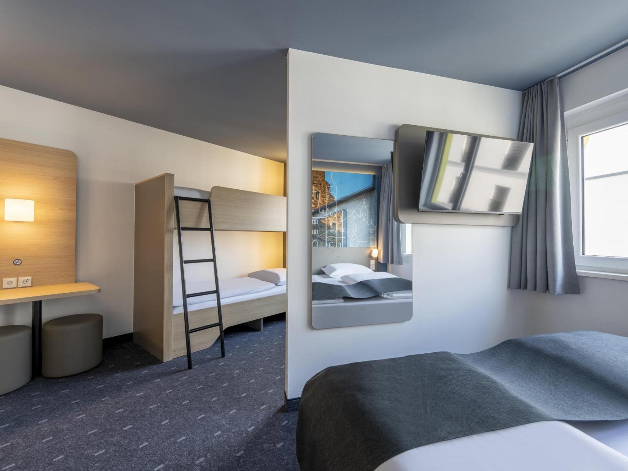 B&B Hotel Schweinfurt-City Экстерьер фото