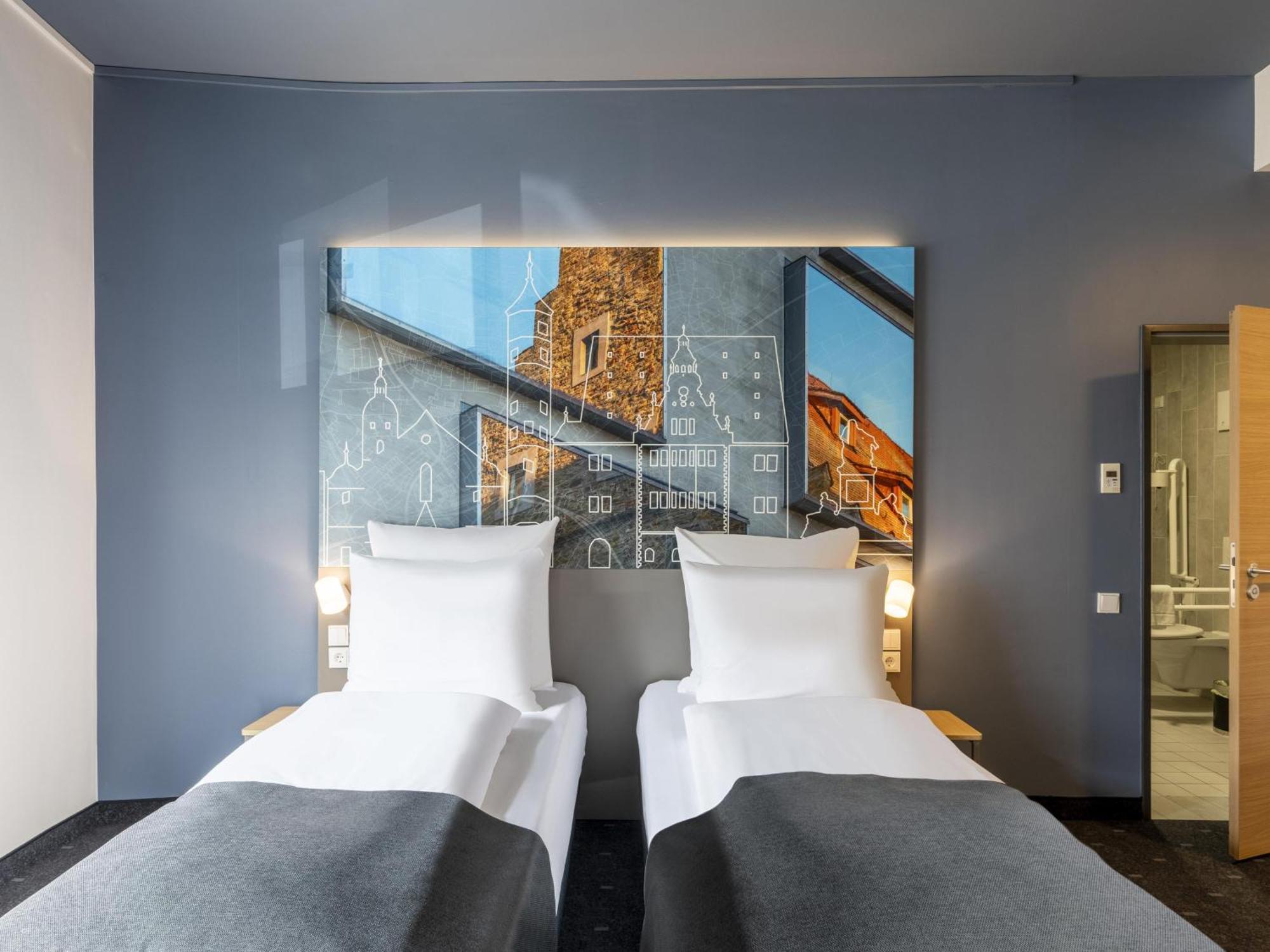 B&B Hotel Schweinfurt-City Экстерьер фото