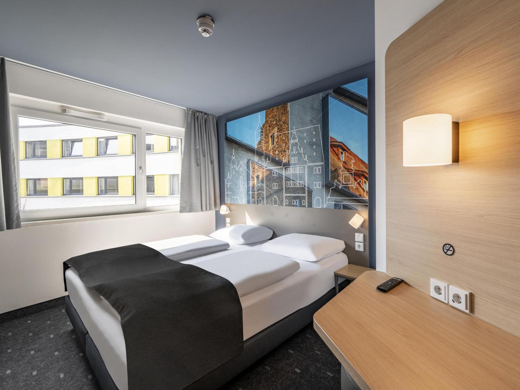 B&B Hotel Schweinfurt-City Экстерьер фото